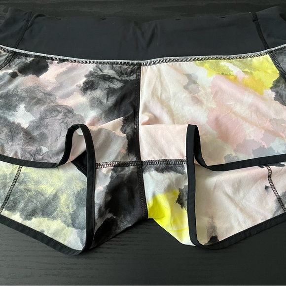 Lululemon Speed Shorts 2” inseam - Picture 2 of 8